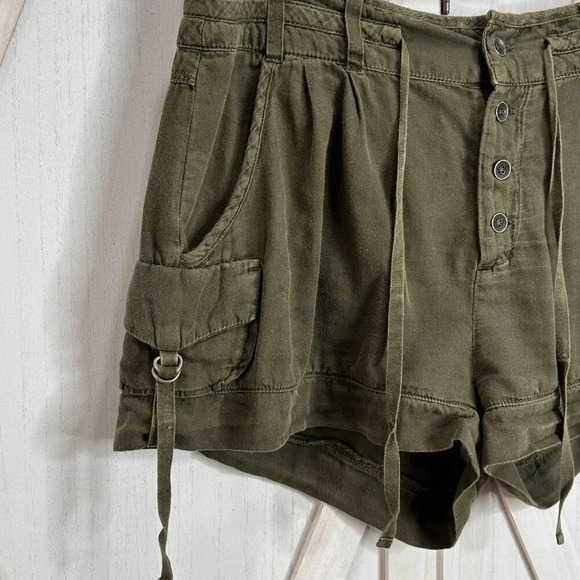 Free People Melvin Roll Cargo Shorts - Picture 9 of 10